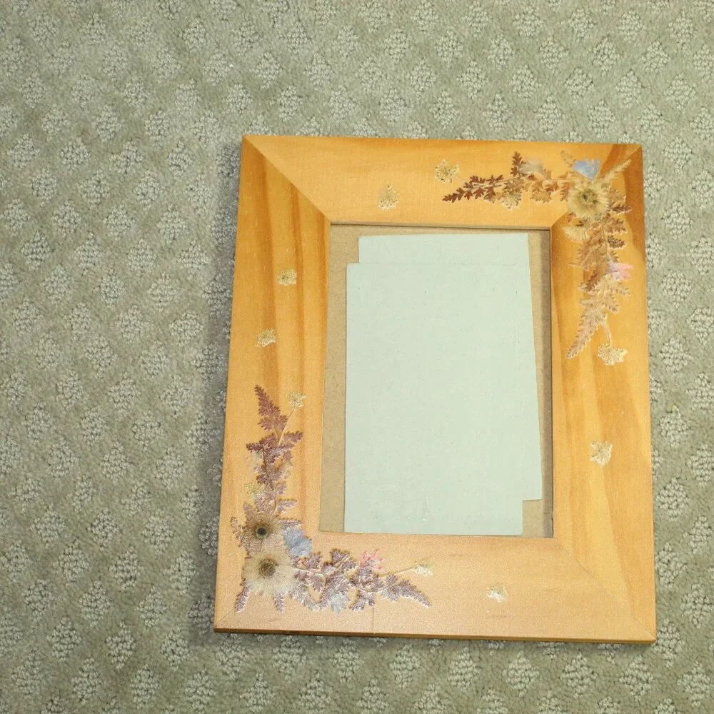 Vintage Wood Picture Frame Dry Flowers Decoupage 10.5” Tall 4.5